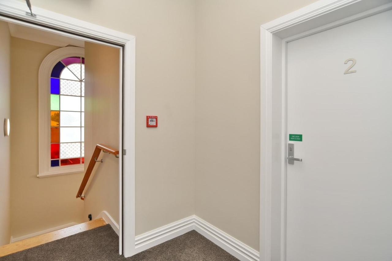 Kaiapoi Luxury Accommodation 2 - Bookahome ภายนอก รูปภาพ